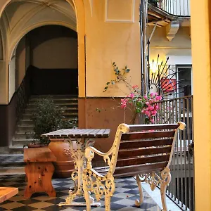 cortile-stesicoro.sicilyhotelsitaly.net/