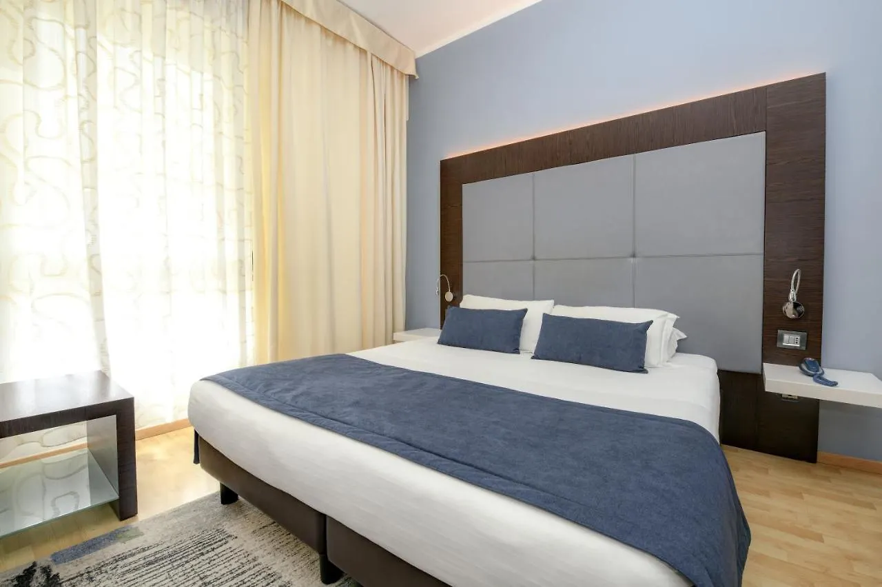 Hotel City Desenzano del Garda 3*,  Italy