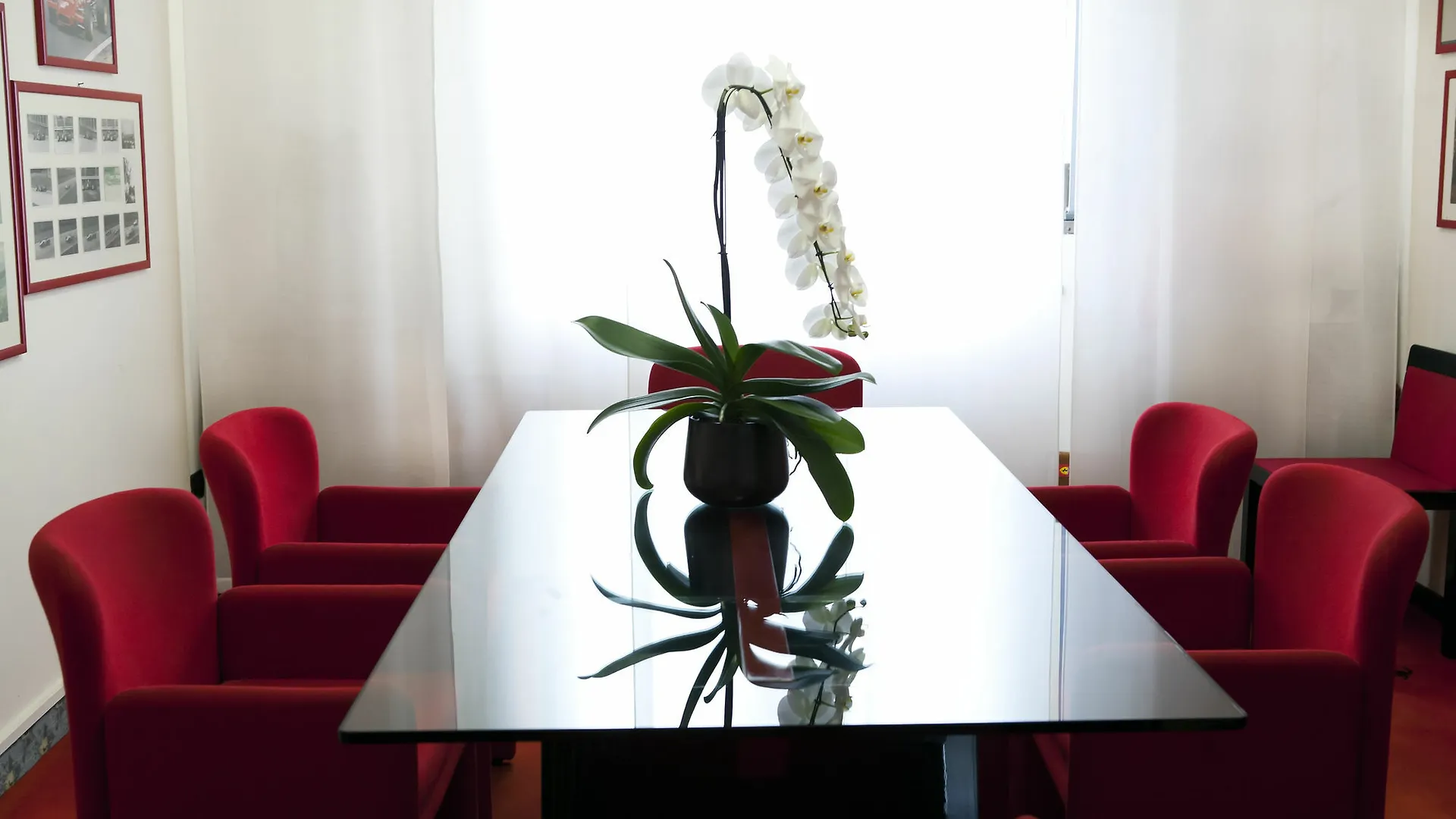 Hotel City Desenzano del Garda 3*,  Italy