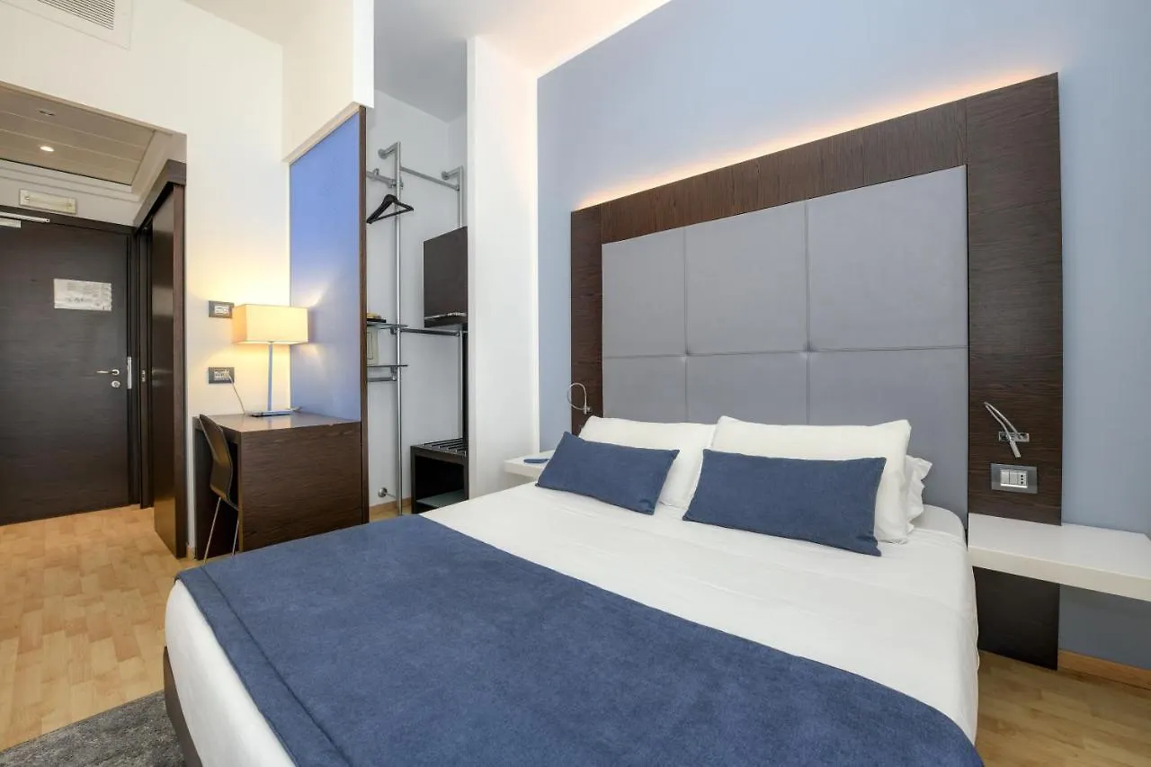 Hotel City Desenzano del Garda 3*,  Italien